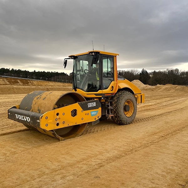 Erd-, Kanal- und Straßenbau Logistikzentrum, Stelle
