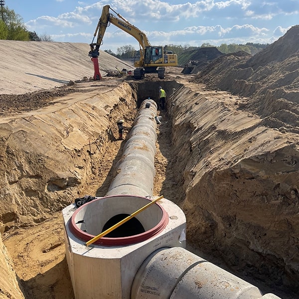 Erd-, Kanal- und Straßenbau Logistikzentrum, Stelle